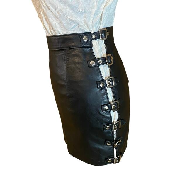 Northbound Leather Black Buckle Mini Skirt XS Genuine Leather Fetish Goth spicy - Picture 3 of 9